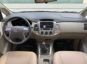 Thanh lý xe Toyota Innova 2.0E MT 2015, bạc, 105.000km công ty XHĐ giá hợp lý