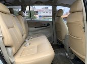 Thanh lý xe Toyota Innova 2.0E MT 2015, bạc, 105.000km công ty XHĐ giá hợp lý