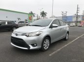 Chính chủ cần bán Toyota Vios đời 2015, màu bạc, số tay