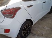 Cần bán gấp Hyundai Grand i10 đời 2016, màu trắng, nhập khẩu, 245tr