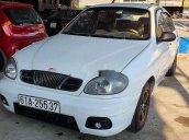 Cần bán gấp Daewoo Lanos năm sản xuất 2002, màu trắng, giá chỉ 68 triệu