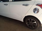 Cần bán gấp Hyundai Grand i10 đời 2016, màu trắng, nhập khẩu, 245tr