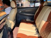 Cần bán xe Toyota Innova sản xuất năm 2014, màu trắng