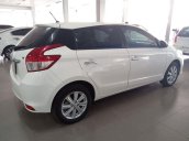 Cần bán xe Toyota Yaris đời 2016, màu trắng, nhập khẩu nguyên chiếc  