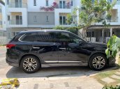 Cần bán xe Mitsubishi Outlander 2018, màu đen còn mới giá cạnh tranh