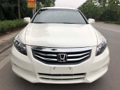 Bán xe ô tô Honda Accord sản xuất năm 2011, màu trắng còn rất mới