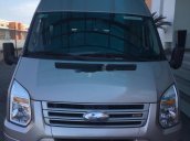 Cần bán gấp Ford Transit sản xuất năm 2017, màu bạc