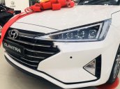 Cần bán Hyundai Elantra đời 2020, màu trắng