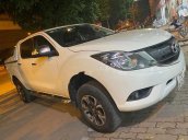 Cần bán lại xe Mazda BT 50 đời 2016, màu trắng, nhập khẩu  