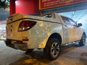 Cần bán lại xe Mazda BT 50 đời 2016, màu trắng, nhập khẩu  