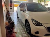 Cần bán xe Mazda 2 2017, màu trắng còn mới, 435 triệu