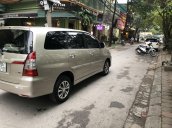 Bán xe Toyota Innova 2.0E sx 2014, xe cực đẹp, chính chủ gia đình từ đầu