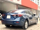 Hỗ trợ trả góp 75% giá trị xe khi mua chiếc Mazda 3, màu xanh lam, sản xuất 2017