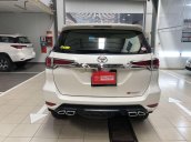 Bán Toyota Fortuner năm 2018, màu trắng, nhập khẩu 