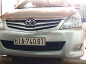 Cần bán xe Toyota Innova năm sản xuất 2010 chính chủ, giá rất tốt