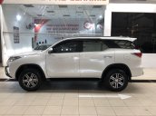 Bán Toyota Fortuner năm 2018, màu trắng, nhập khẩu 