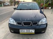 Xe Daewoo Lacetti sản xuất năm 2005, màu đen, xe nhập