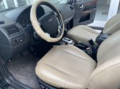 Bán Ford Mondeo đời 2004, màu đen, 165tr