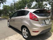 Bán ô tô Ford Fiesta năm sản xuất 2013, màu vàng còn mới