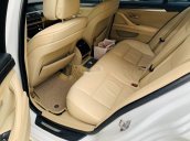 Cần bán BMW 523i 2010, màu trắng, xe nhập 