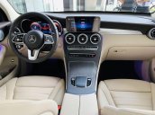 Giá xe Mercedes GLC 300 4Matic 2021, thông số kỹ thuật, giá lăn bánh, khuyến mãi hấp dẫn tháng 01/2021