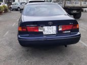 Cần bán lại xe Toyota Camry năm sản xuất 2000, màu xanh lam