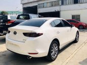 Bán ô tô Mazda 3 năm sản xuất 2020, màu trắng