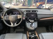 Cần bán gấp Honda CR V sản xuất năm 2018, màu đen, nhập khẩu Thái Lan