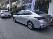 Bán Hyundai Accent đời 2019, màu bạc