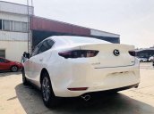 Bán ô tô Mazda 3 năm sản xuất 2020, màu trắng