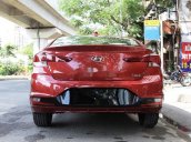 Cần bán Hyundai Elantra đời 2020, màu đỏ