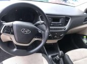 Bán Hyundai Accent đời 2019, màu bạc