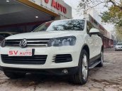 Cần bán gấp Volkswagen Touareg 2014, màu trắng, nhập khẩu nguyên chiếc, giá chỉ 999 triệu