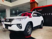 Bán Toyota Fortuner sản xuất 2019, màu trắng