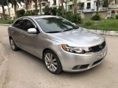 Cần bán xe Kia Forte đời 2009, màu bạc, nhập khẩu hàn quốc