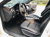Mercedes Benz CLA 200 model 2017, nhập khẩu, mới leng keng