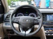 Hyundai Elantra Đà Nẵng giá tốt, hỗ trợ vay vốn - đăng kí, giao xe tận nhà