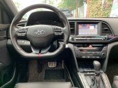 Bán Hyundai Elantra 2018, màu đen, giá chỉ 650 triệu