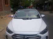 Xe Hyundai Elantra sản xuất năm 2017, màu trắng, xe nhập