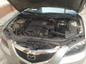 Cần bán gấp Mazda 3 năm sản xuất 2005, màu bạc 