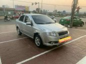 Cần bán gấp Chevrolet Aveo LT năm 2018, màu bạc