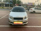 Cần bán gấp Chevrolet Aveo LT năm 2018, màu bạc