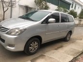 Cần bán Toyota Innova sản xuất năm 2011, giá tốt- giao xe nhanh