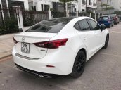 Cần bán xe Mazda 3 Facelift năm 2017, màu trắng, giá tốt