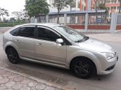 Cần bán Ford Focus sản xuất 2008, màu bạc, 325 triệu