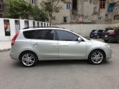 Cần bán lại xe Hyundai i30 CW 1.6 AT đời 2010, màu bạc, xe nhập chính chủ