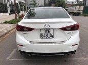 Cần bán xe Mazda 3 Facelift năm 2017, màu trắng, giá tốt