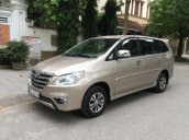 Chính chủ gia đình tôi cần bán chiếc Toyota Innova 2.0E 2014 số sàn, màu cát