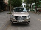 Chính chủ gia đình tôi cần bán chiếc Toyota Innova 2.0E 2014 số sàn, màu cát