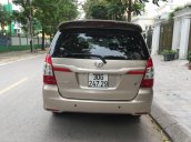 Chính chủ gia đình tôi cần bán chiếc Toyota Innova 2.0E 2014 số sàn, màu cát